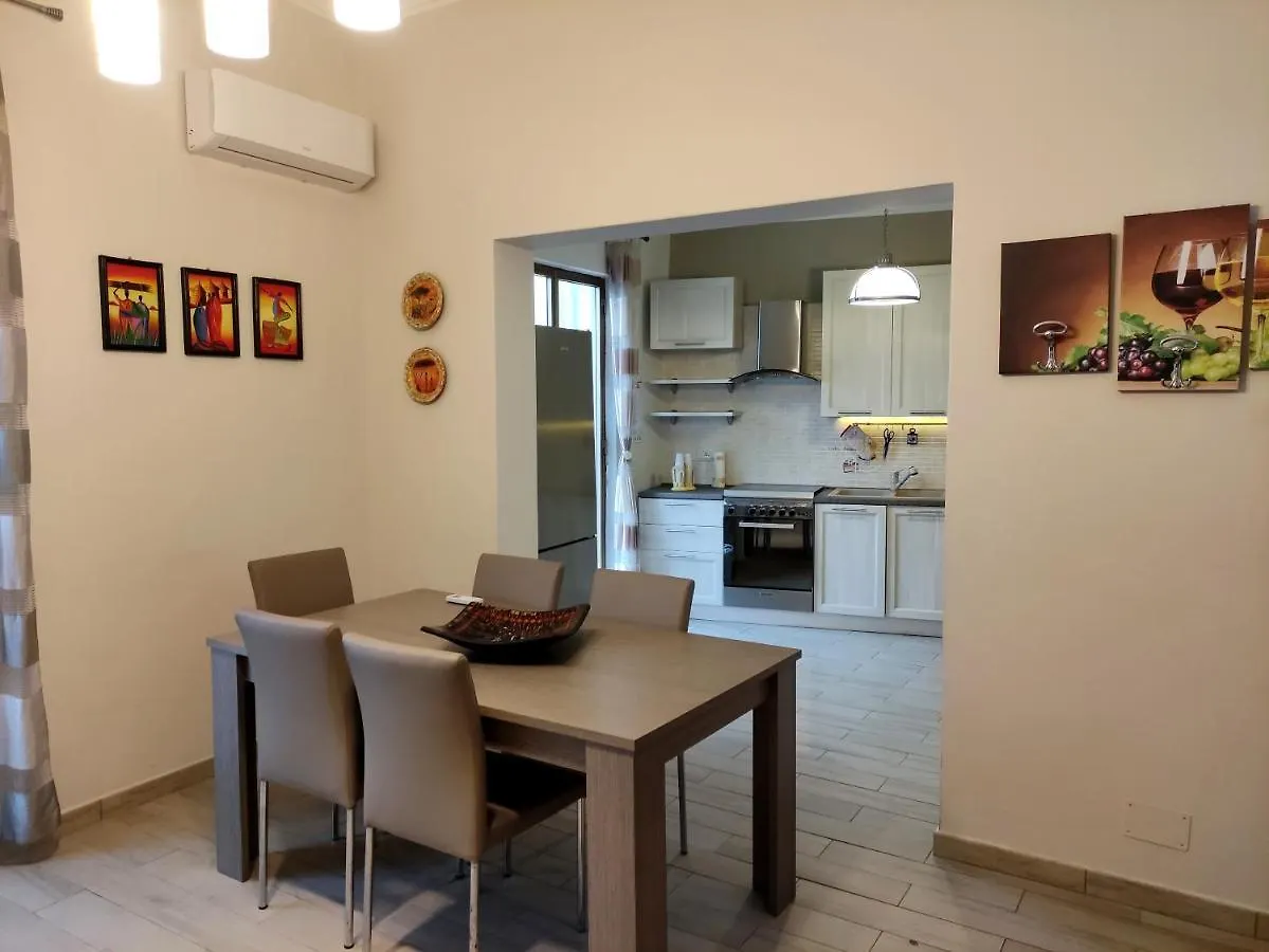 Villa La Casa In Piazzetta à Riposto Hébergement de vacances