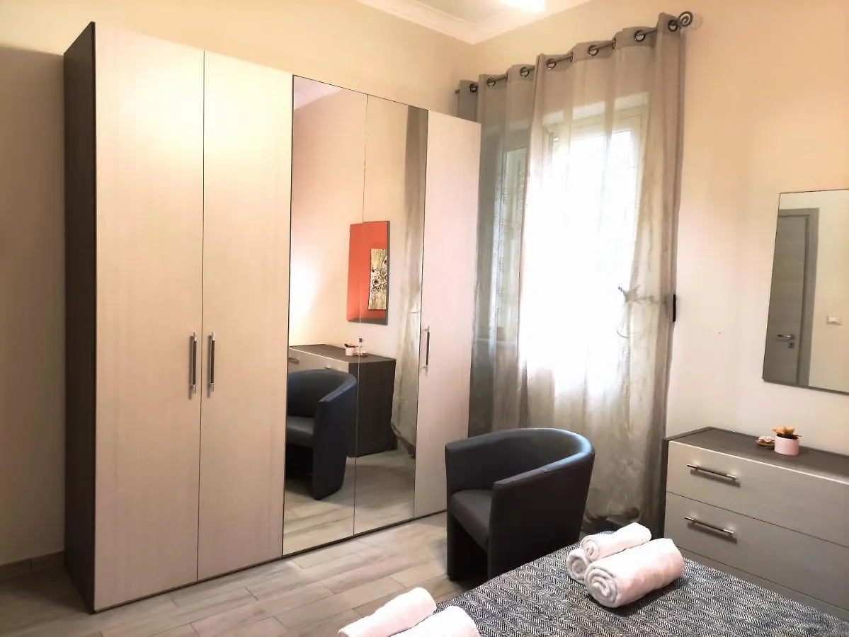 Villa La Casa In Piazzetta à Riposto 0*,